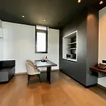 Only Tower Apartment *
