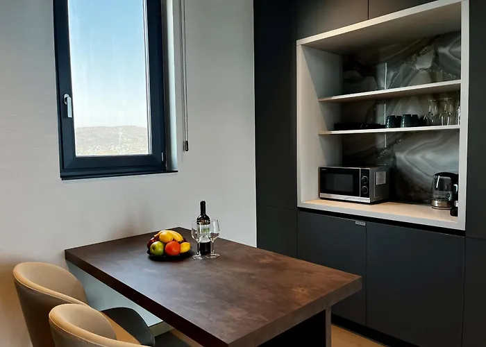 Διαμέρισμα Only Tower *