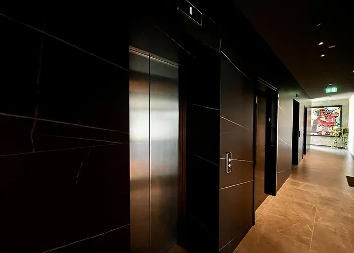 Only Tower Διαμέρισμα