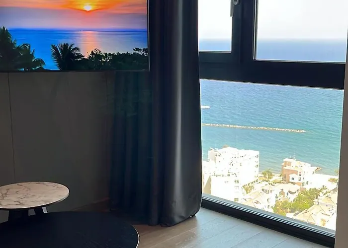 Διαμέρισμα Only Tower *