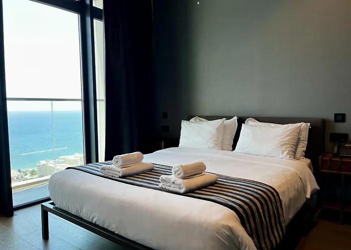 Only Tower Apartament *